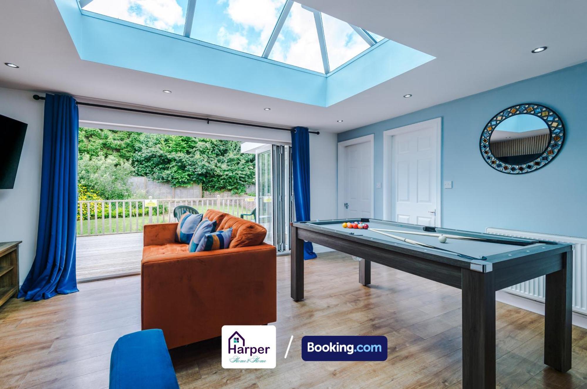 Spacious Detached Bungalow By Harperletting Short Lets & Serviced Accommodation Buckely With Pool Table & Driveway Buckley 外观 照片