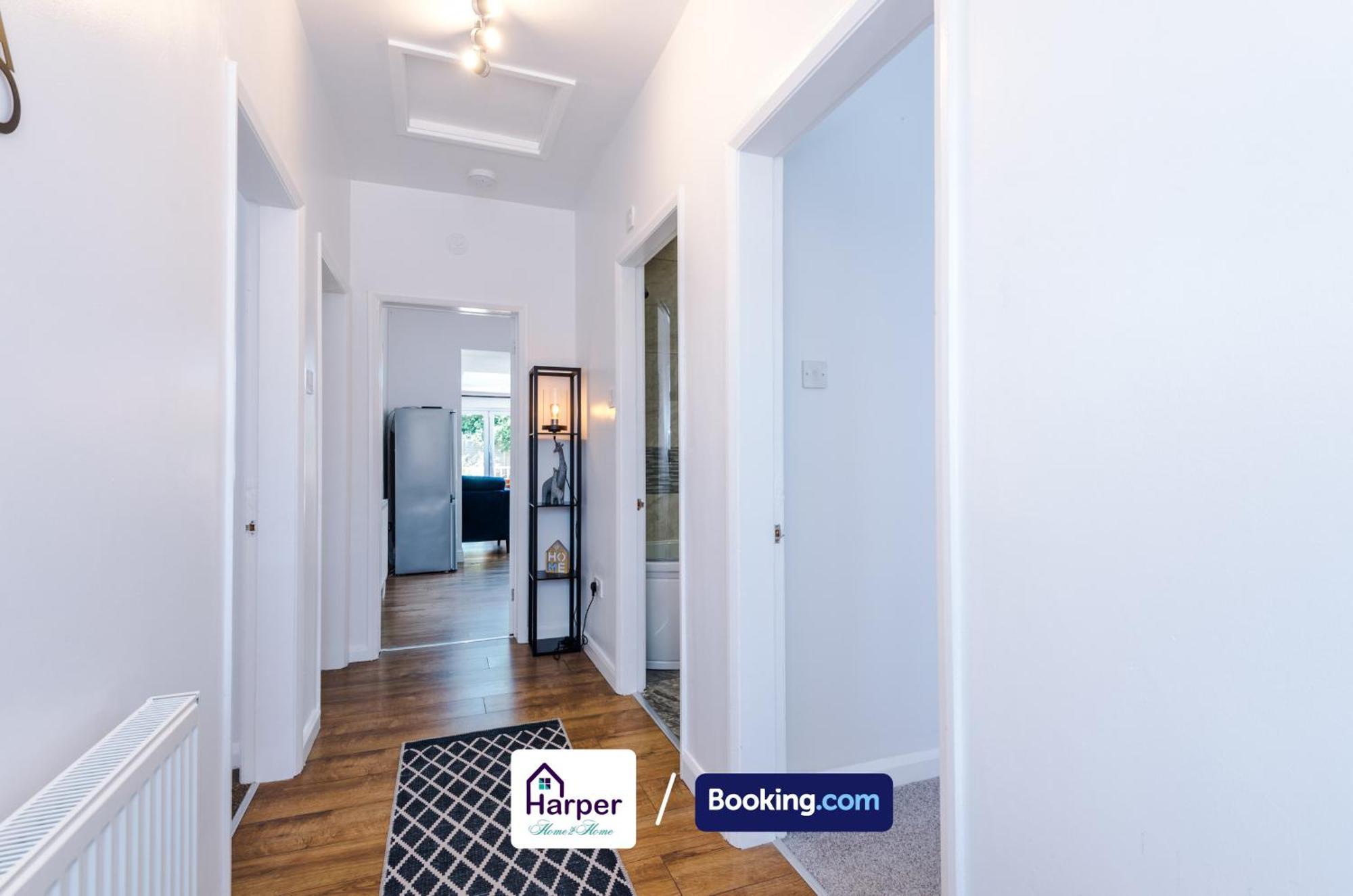 Spacious Detached Bungalow By Harperletting Short Lets & Serviced Accommodation Buckely With Pool Table & Driveway Buckley 外观 照片